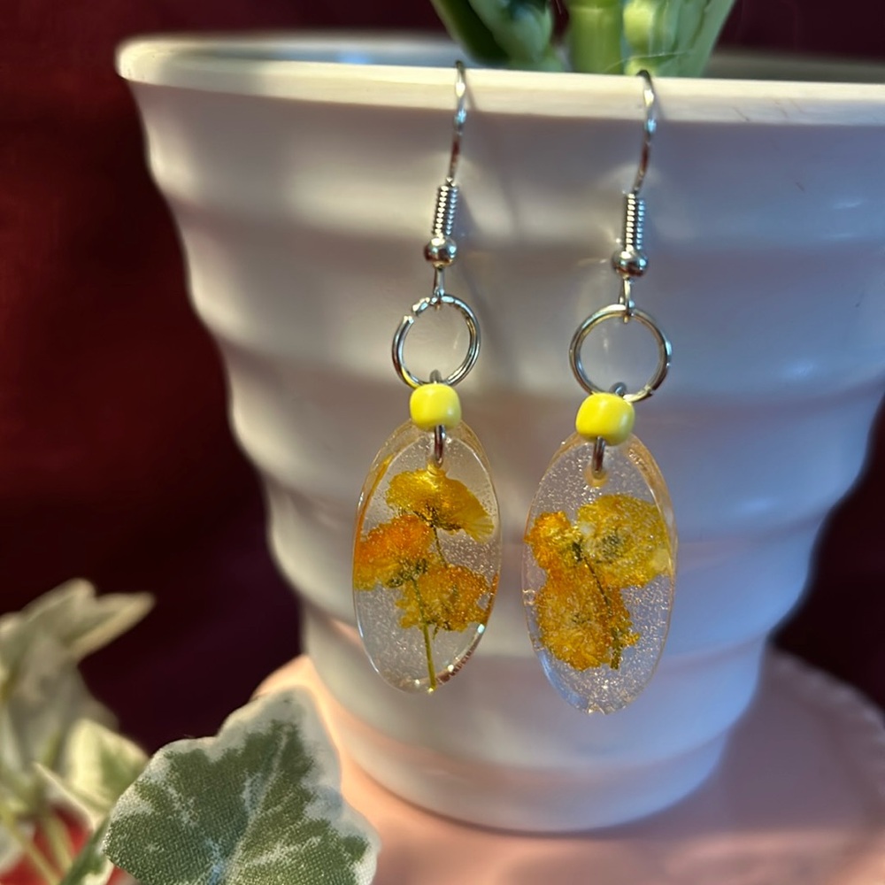New handcrafted dried flower 🌸 earrings #4